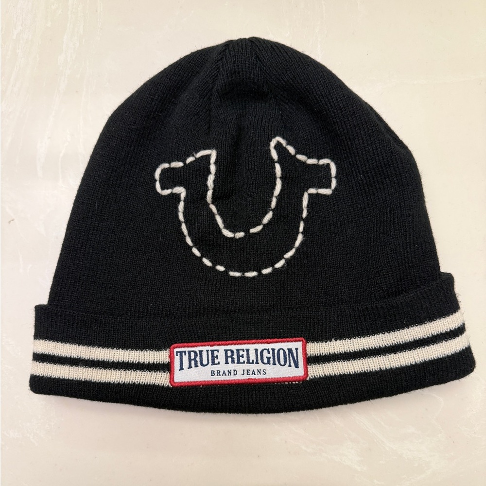 True Religion Beanie - Cuffed Winter Knit Cap with Stitched Yarn Horseshoe Logo